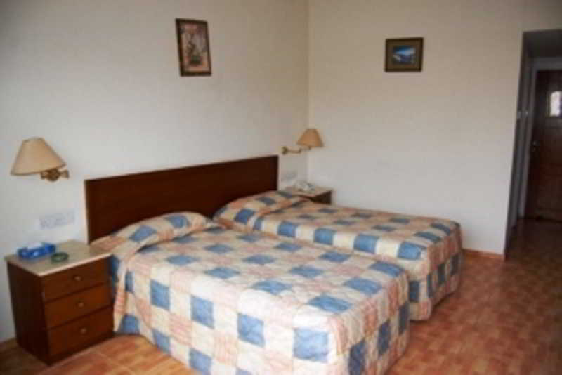 M. Moniatis Hotel Limassol Exterior photo