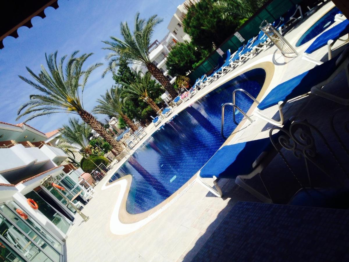 M. Moniatis Hotel Limassol Exterior photo