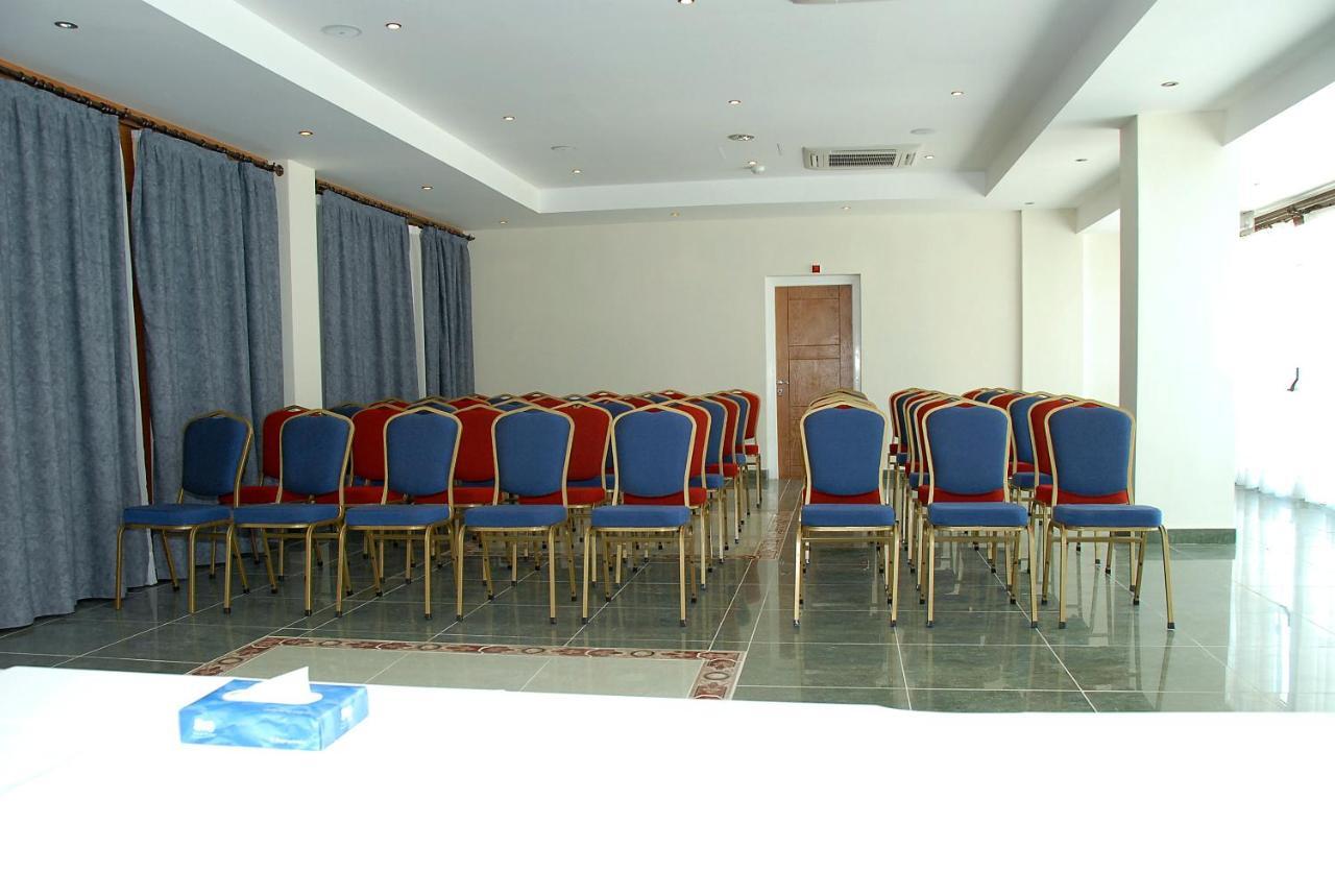 M. Moniatis Hotel Limassol Exterior photo